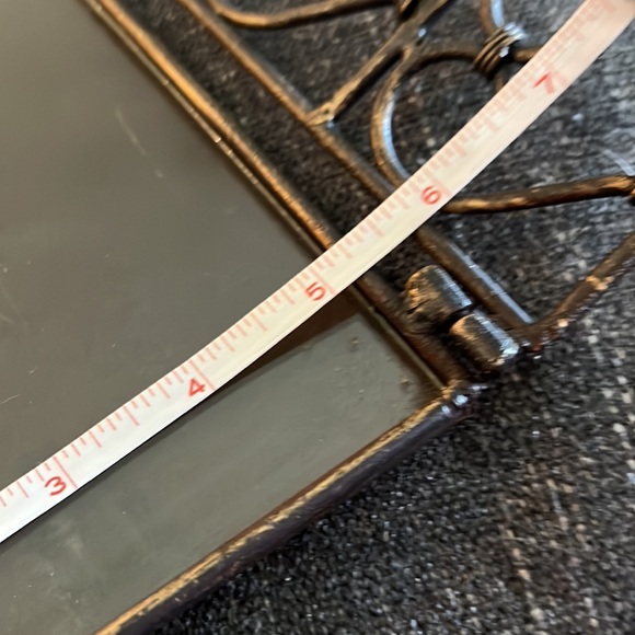 Two Rustic Heart metal frames. - Picture 10 of 10